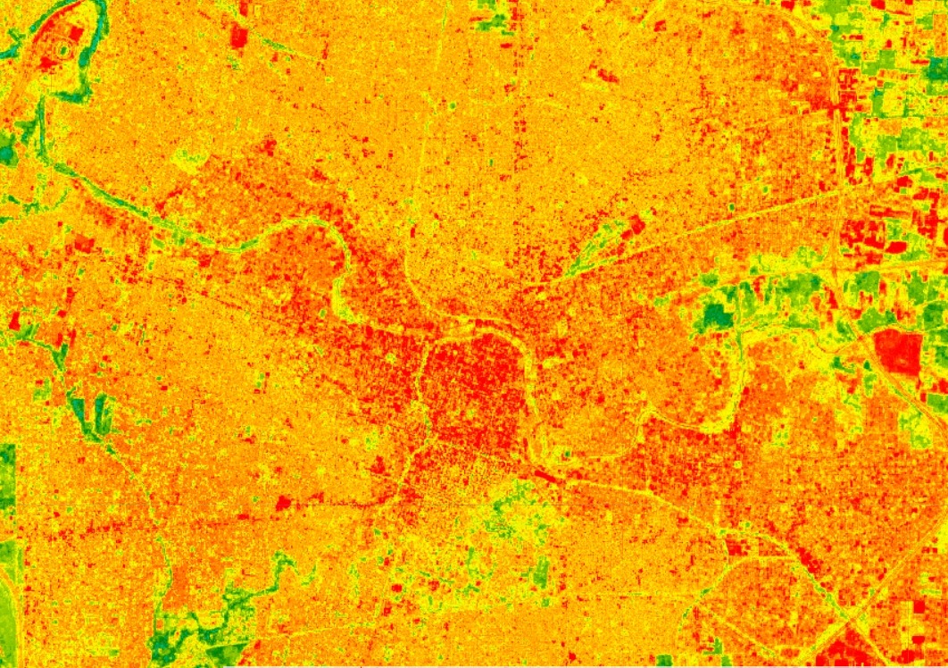Aprovechar la tecnología satelital para monitorear los cambios de temperatura urbana.